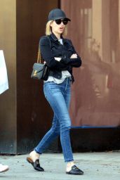 Emma Roberts Street Style 12/24/2018