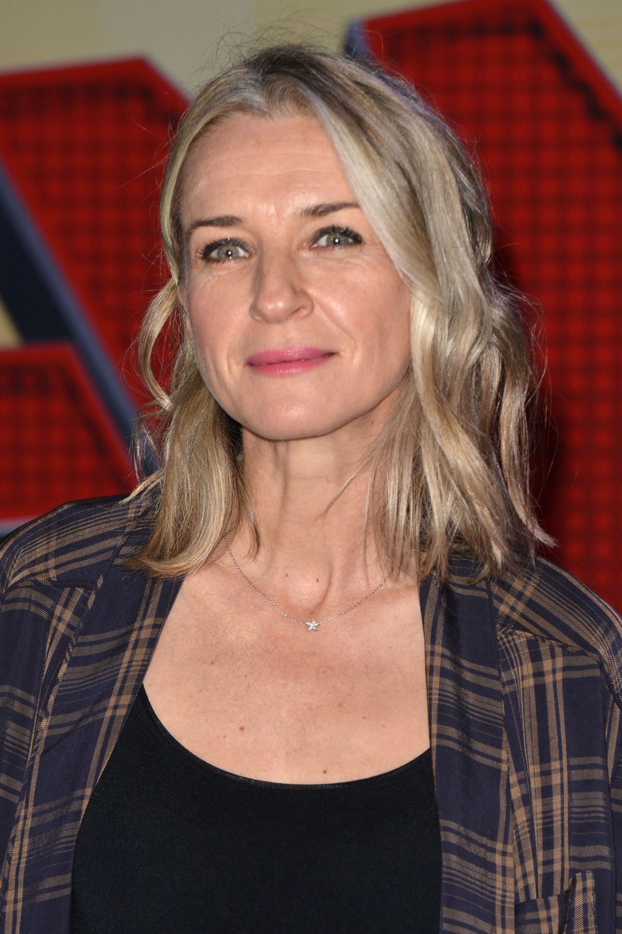 Ever Carradine - "Spider-Man Into the Spider-Verse" Premiere in LA