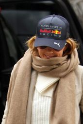 Geri Halliwell - Out in London 12/12/2018