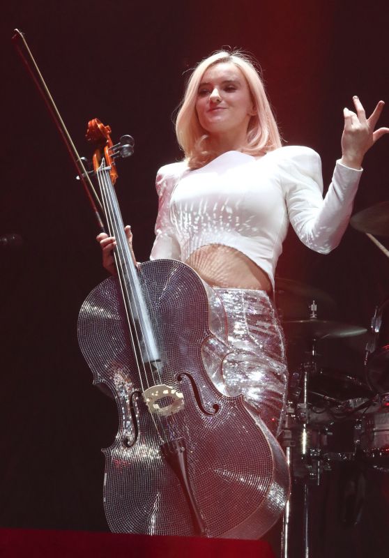 Grace Chatto – Ellie Goulding for Streets Of London Charity Event