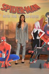 Hailee Steinfeld - "Spider-Man: Into the Spiderverse" Photocall in LA