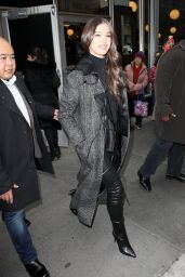 Hailee Steinfeld Style and Fashion 12/20/2018