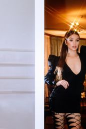 Hailee Steinfeld - Vogue Diary for Bumblebee Press Tour 2018