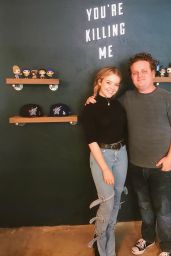 Jade Pettyjohn - Personal Pics 12/06/2018