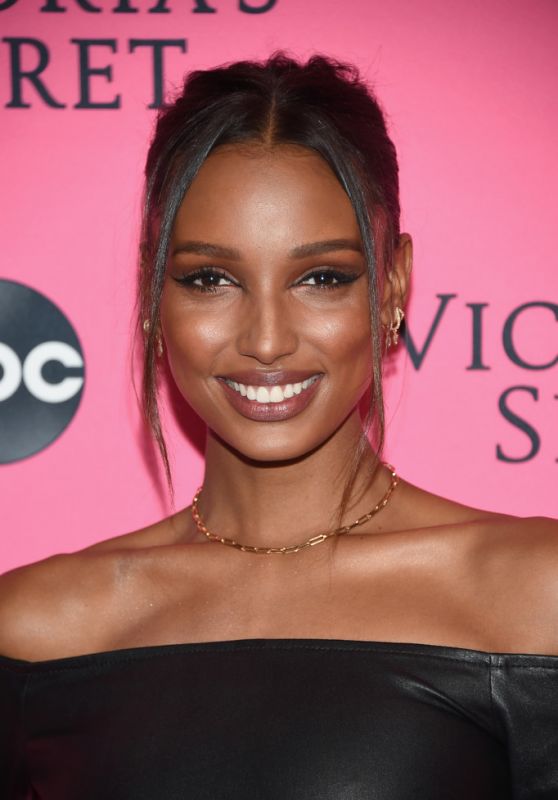 Jasmine Tookes – 2018 Victoria’s Secret Viewing Party in NYC