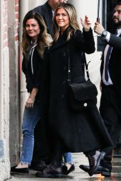 Jennifer Aniston - Arrives at "Jimmy Kimmel Live" in Los Angeles 12/05/2018