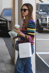 Jessica Alba in Jeans - Shopping in Beverly Hills 12/21/2018