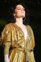 Jessie J - Performs at The National Boxing Stadium in Dublin 12/01/2018