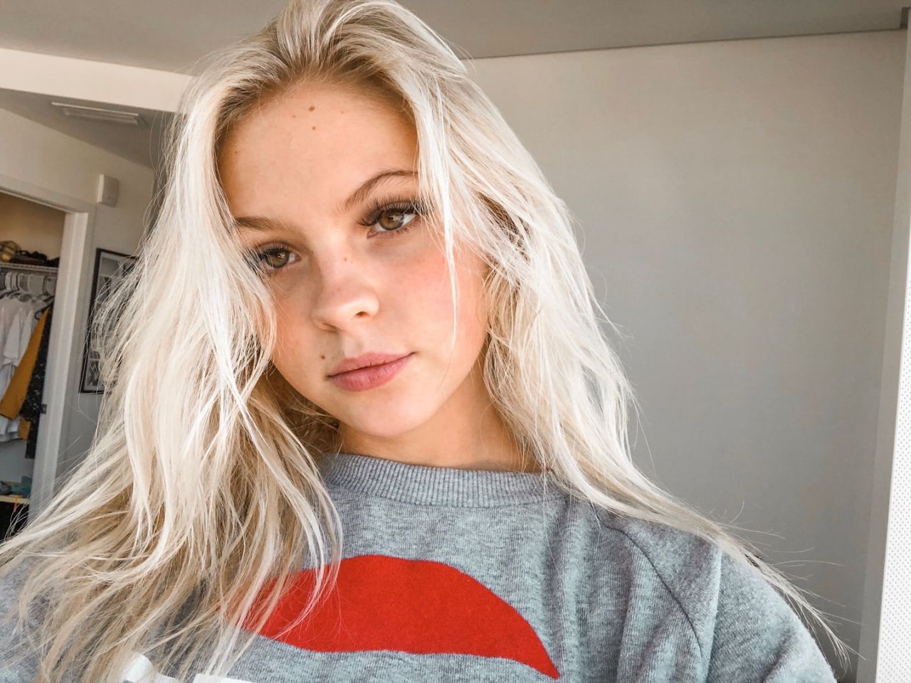 Jordyn Jones Style Clothes Outfits And Fashion Page 23 Of 39 Celebmafia