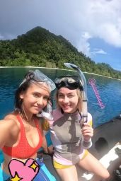 Julianne Hough - Personal Pics 12/24/2018
