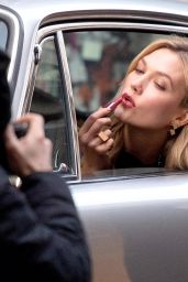 Karlie Kloss - Estee Lauder Photoshoot Set in New York 12/12/2018