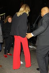Karlie Kloss - Leaving The Peninsula Hotel in New York 12/05/2018