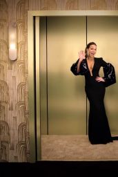 Kate Beckinsale - Golden Globes Elevator 2018