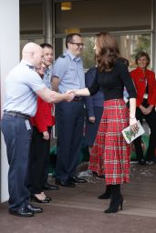 Kate Middleton and Prince William Host a Christmas Party in London 12/04/2018