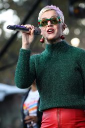 Katy Perry - Performs at the One Love Malibu Festival 12/02/2018