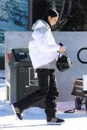 Kendall Jenner – Hitting the Slopes in Aspen 12/29/2018