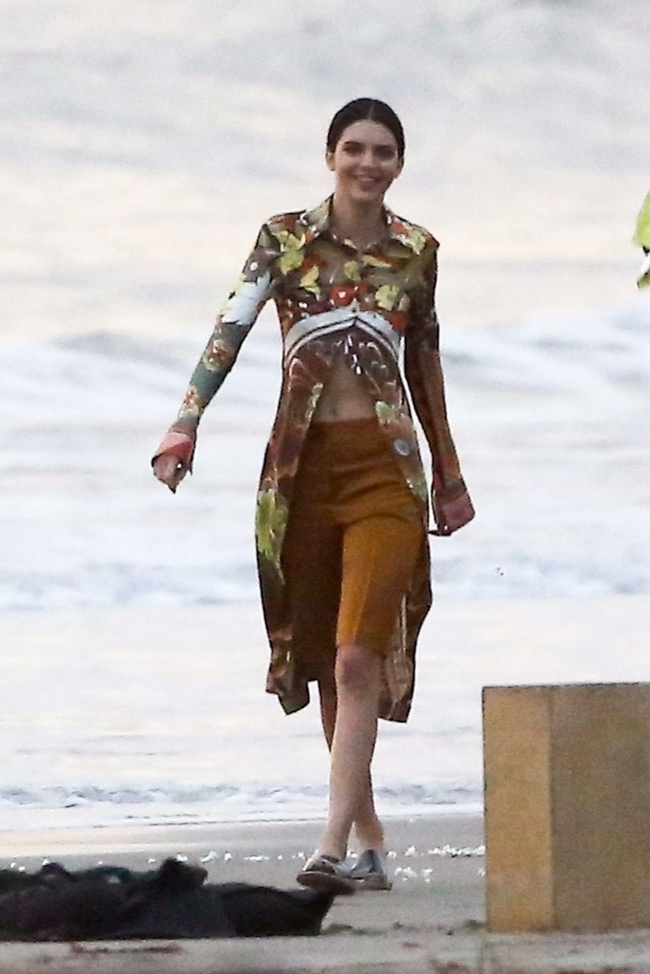 Kendall Jenner - Photoshoot on the Beach in Malibu 12/15/2018 • CelebMafia