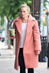 Kristen Bell Street Style 12/05/2018