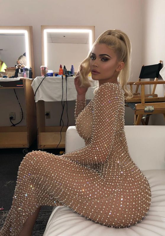 Kylie Jenner - Personal Pics 12/18/2018