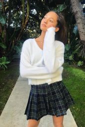 Lily Chee - Personal Pics 12/04/2018
