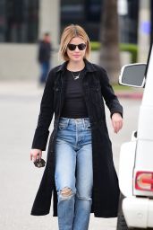 Lucy Hale Casual Style 12/14/2018