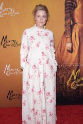Mamie Gummer – “Mary Queen of Scots” Premiere in NY
