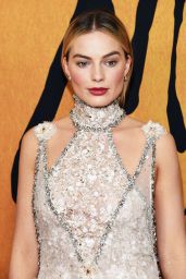 Margot Robbie - "Mary Queen of Scots" Premiere in NY