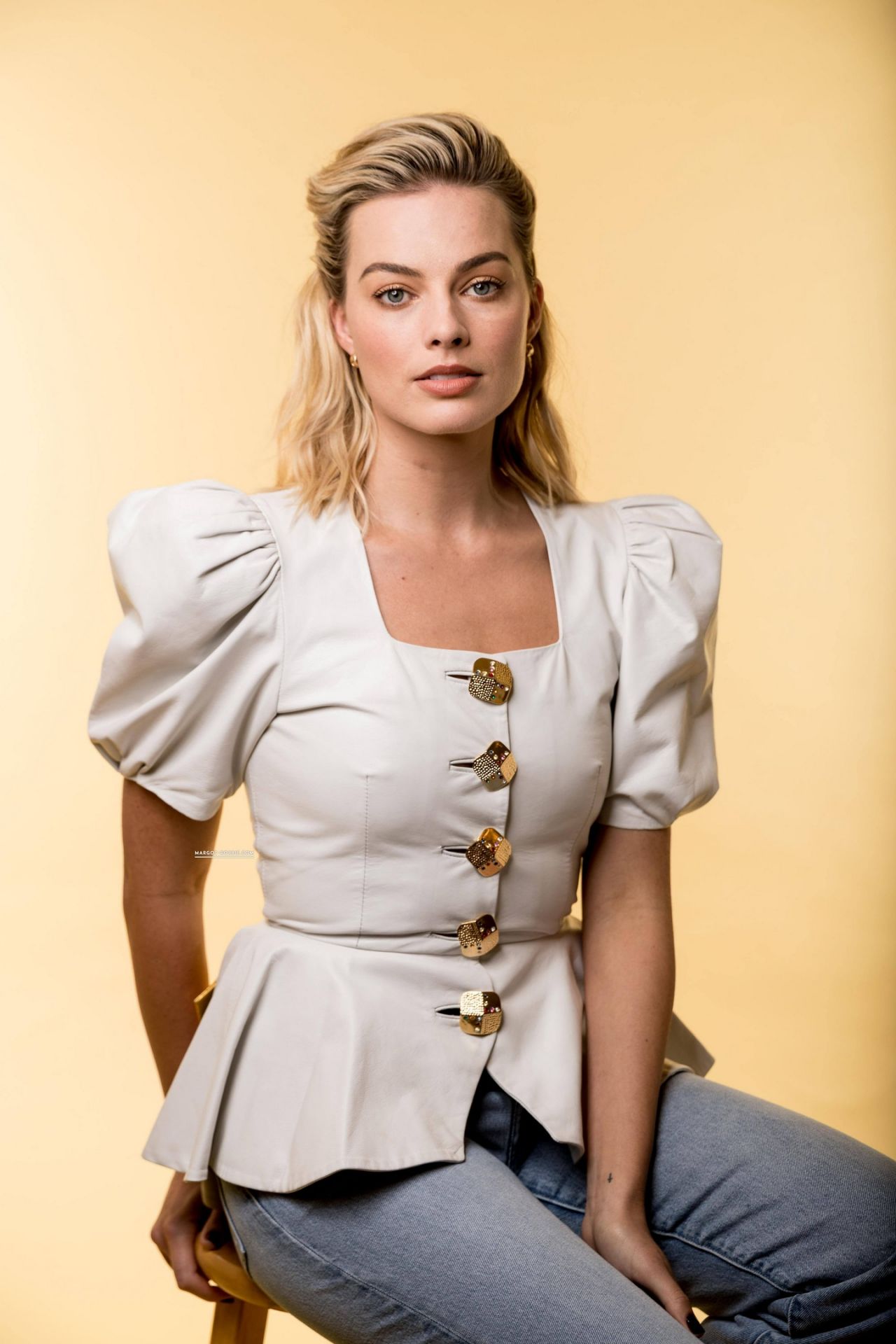 Margot Robbie – Photoshoot for USA Today 2018 (More Photos) • CelebMafia