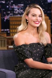 Margot Robbie - The Tonight Show With Jimmy Fallon 12/03/2018