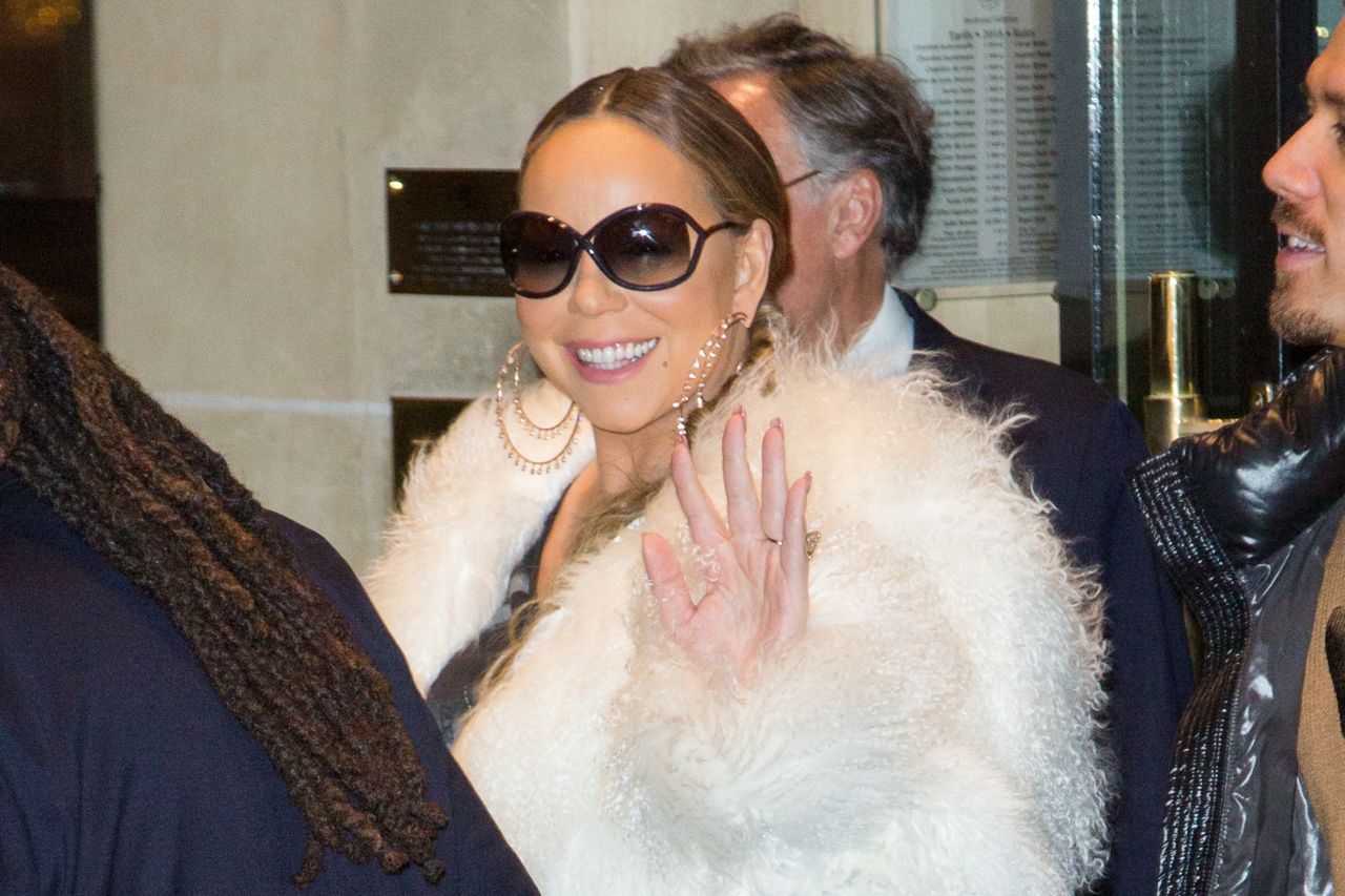 Mariah Carey - Leaving the Plaza Athenee Hotel in Paris 12/07/2018