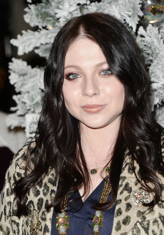 Michelle Trachtenberg – Love Leo Rescue Cocktails for a Cause Fundraiser 12/06/2018