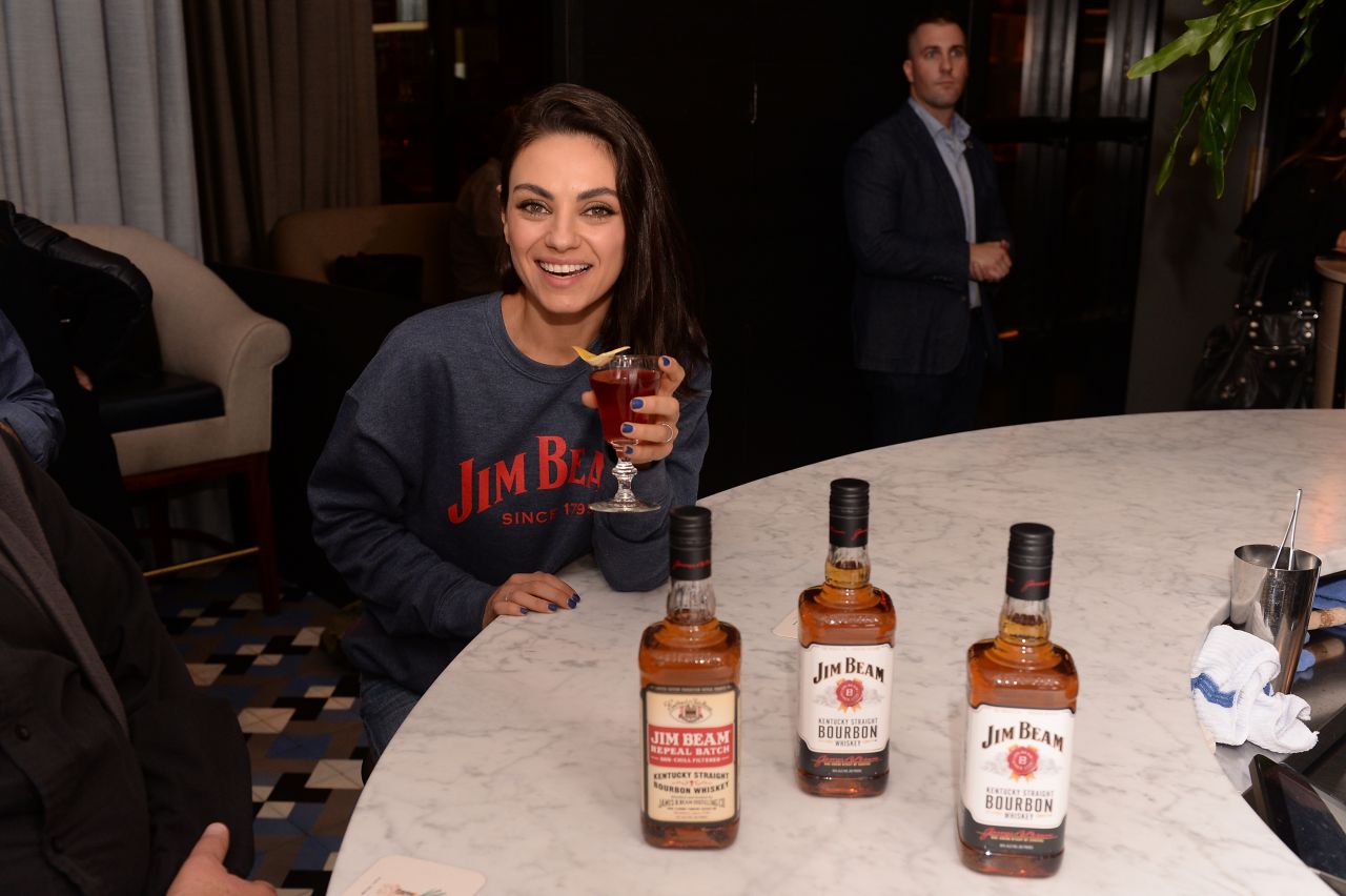 https://celebmafia.com/wp-content/uploads/2018/12/mila-kunis-celebrating-the-85th-anniversary-of-the-repeal-of-prohibition-in-chicago-5.jpg