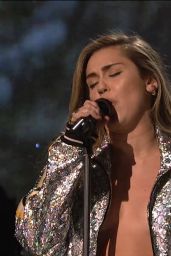 Miley Cyrus Performs Live on Saturday Night Live 12/15/2018