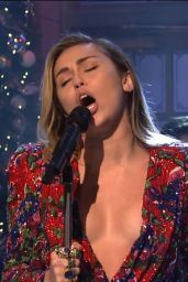 Miley Cyrus Performs Live on Saturday Night Live 12/15/2018