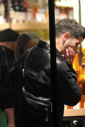 Priyanka Chopra and Nick Jonas - Christmas Shopping in London 12/24/2018