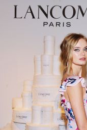 Sara Paxton – Lancome x Vogue Holiday Event in West Hollywood