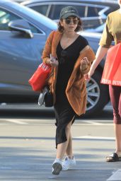 Sarah Hyland - Shopping at Urban Outfitters in LA 12/16/2018
