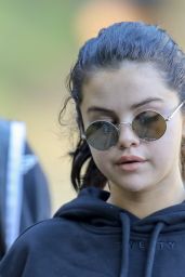 Selena Gomez Hike in Los Angeles 12/22/2018