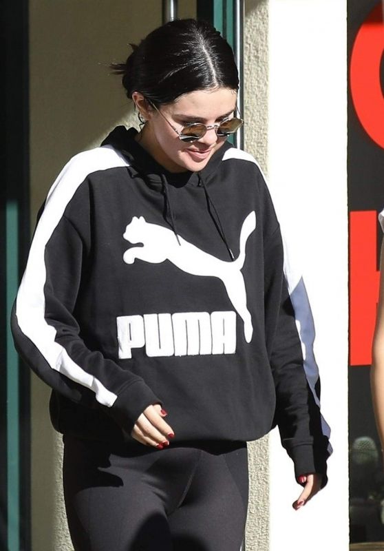 Selena Gomez in Puma Classics Logo T7 Hoodie 12/27/2018