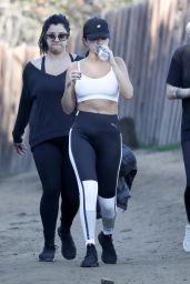 Selena Gomez in Tight Workout Clothes 12/19/2018
