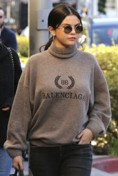 Selena Gomez Street Style 12/29/2018