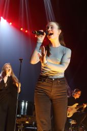 Sigrid – Ellie Goulding for Streets Of London Charity Event