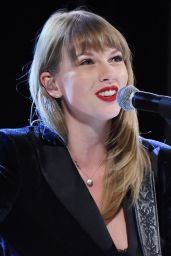 Taylor Swift - Ally Coalition Talent Show in New York 12/05/2018