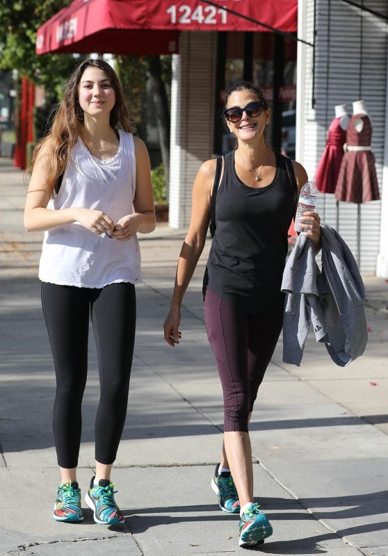 Teri Hatcher and Her Daughter After a Weekend Workout in LA 12/22/2018