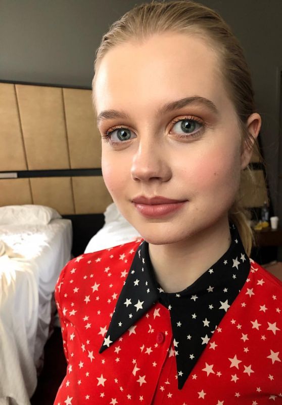 Angourie Rice - Personal Pics 01/01/2019