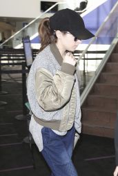 Anna Kendrick at LAX Airport in LA 01/10/2019