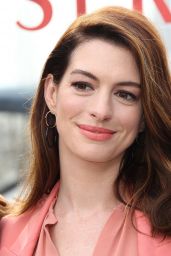 Anne Hathaway - "Serenity" Photo Call in Marina del Rey