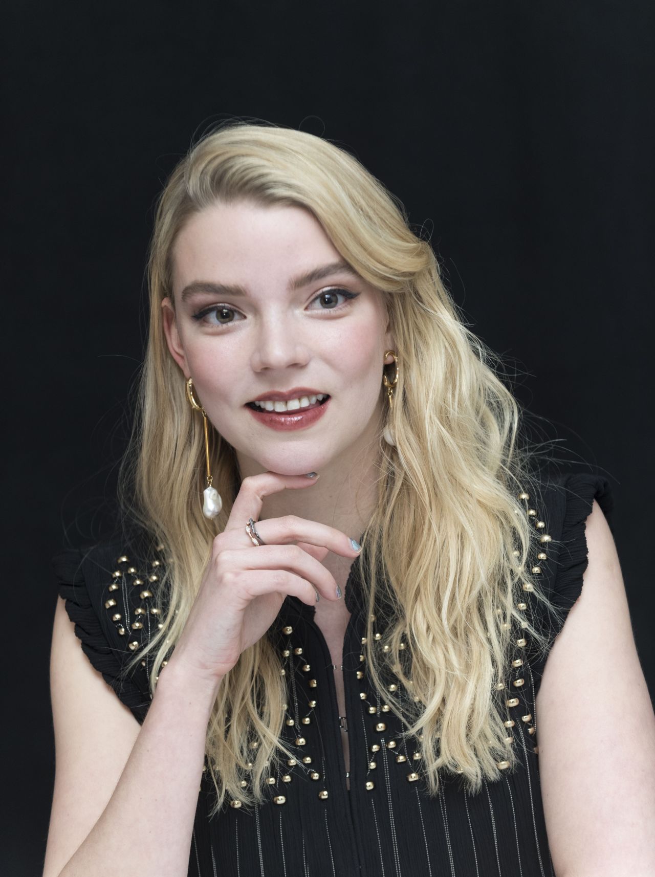 Glass  Anya Taylor-Joy fala sobre os bastidores do filme - NerdBunker