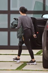 Ariel Winter in Tights - Heads to the Gym in Los Angeles 01/05/2019