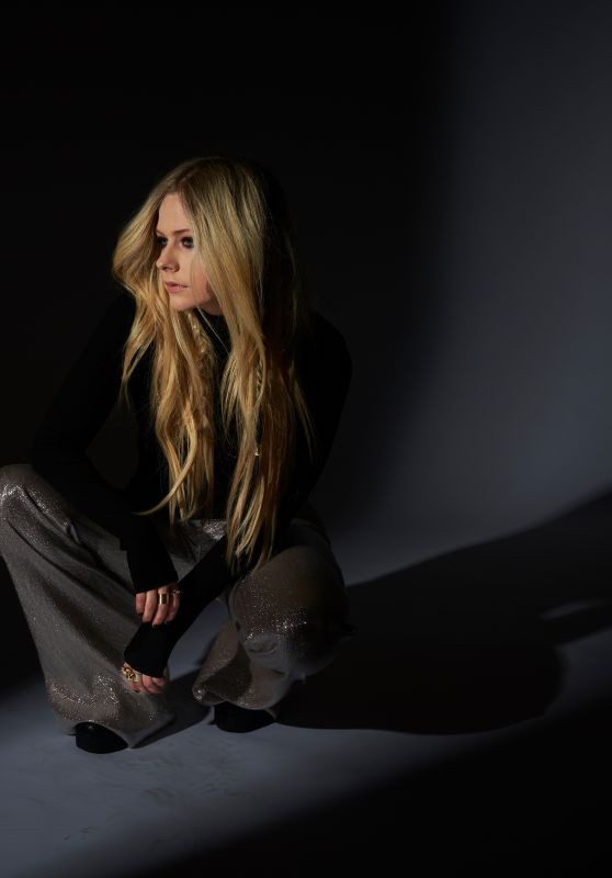 Avril Lavigne - Photoshoot for The Guardian 2019